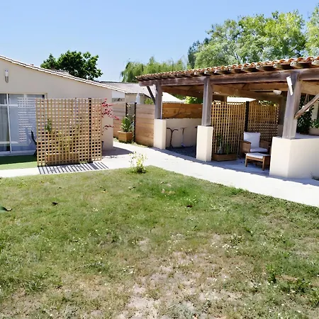 D'hotes Le Cocon De Lily Panzió 3*