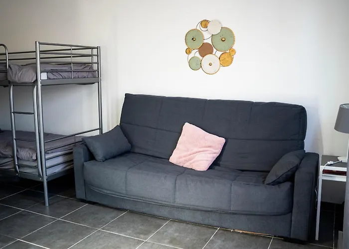 D'hotes Le Cocon De Lily Bed & Breakfast 3*